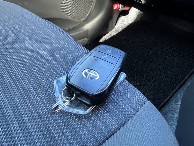 TOYOTA YARIS 2020 Image 31