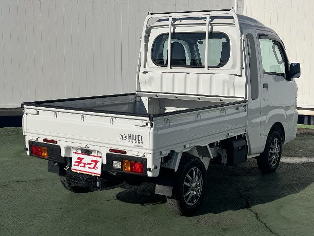 DAIHATSU HIJET TRUCK 4WD 2022 Image 31