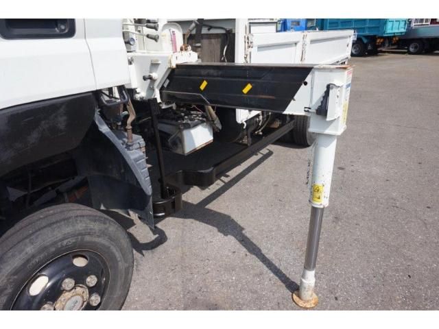 MITSUBISHI CANTER 2004 Image 31