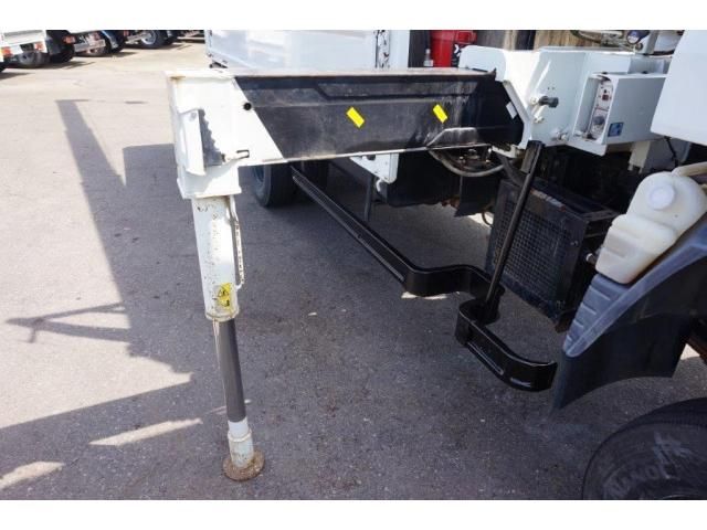 MITSUBISHI CANTER 2004 Image 31