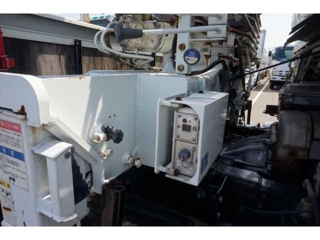 MITSUBISHI CANTER 2004 Image 31