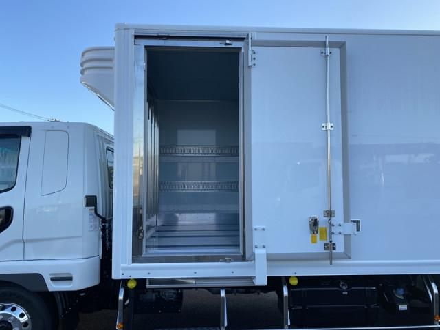 MITSUBISHI FUSOU FIGHTER 2025 Image 31