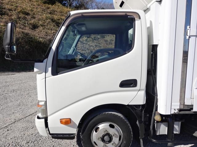 HINO DUTRO 2012 Image 31