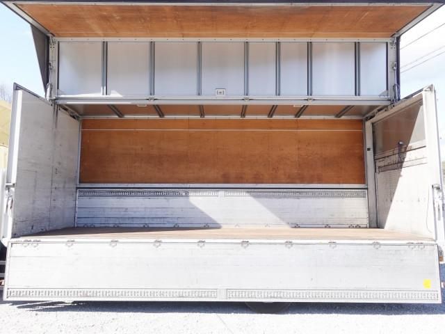 MITSUBISHI FUSOU FIGHTER 2006 Image 31