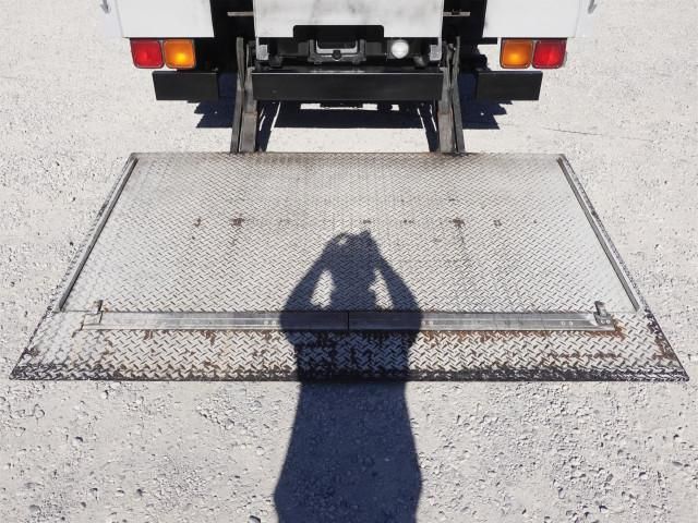 MITSUBISHI FUSOU FIGHTER 2006 Image 31