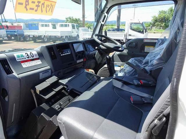 ISUZU ELF 2017 Image 31