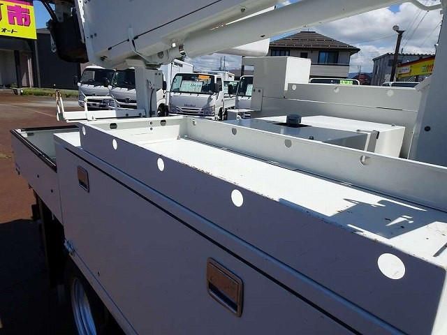 ISUZU ELF 2017 Image 31