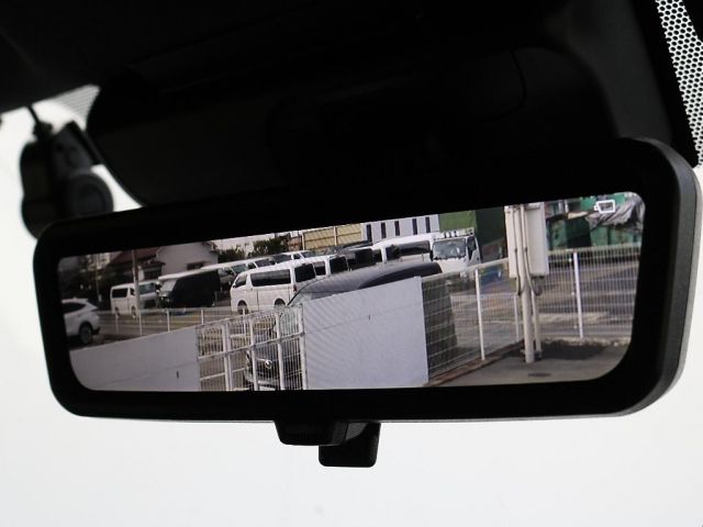 TOYOTA HIACE VAN 2WD 2021 Image 31