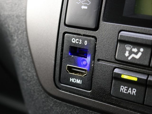 TOYOTA HIACE VAN 2WD 2021 Image 31