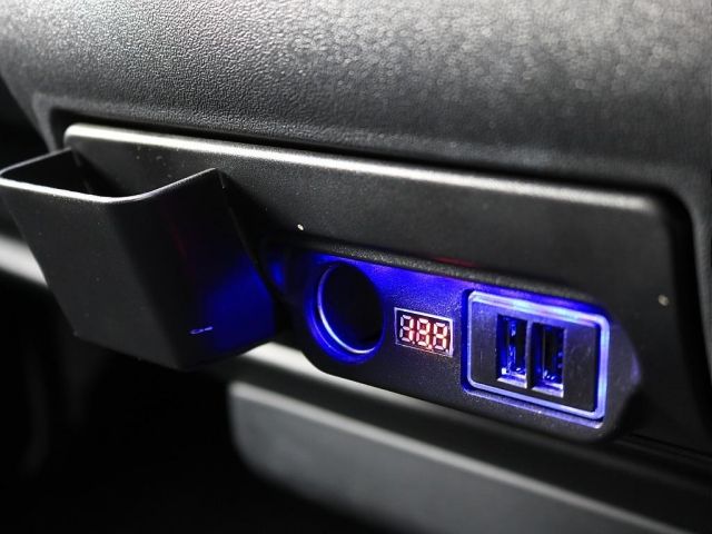 TOYOTA HIACE VAN 2WD 2021 Image 31