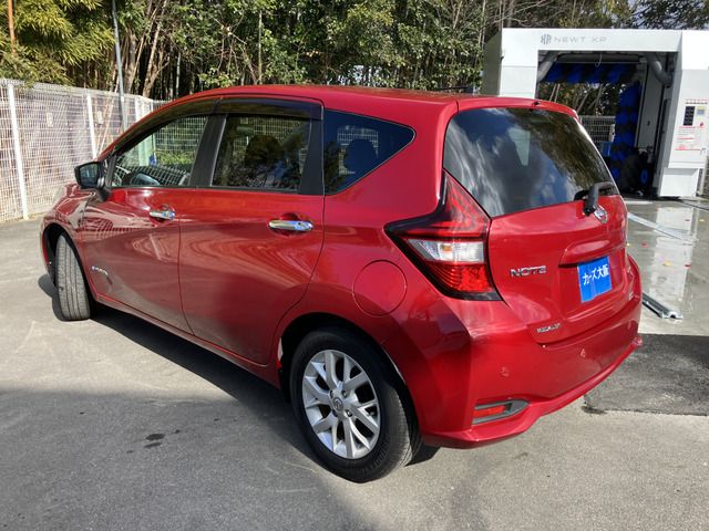 NISSAN NOTE 2017 Image 31