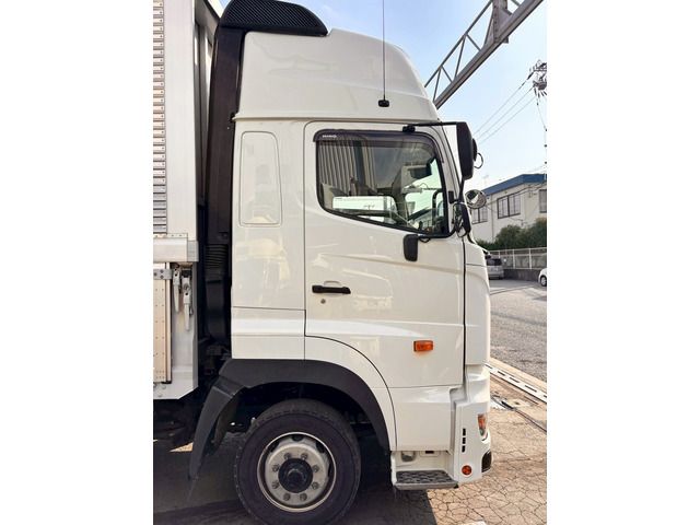 HINO PROFIA 2019 Image 31