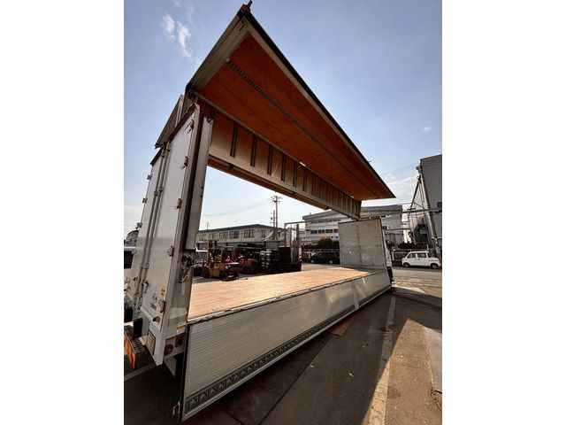 HINO PROFIA 2019 Image 31