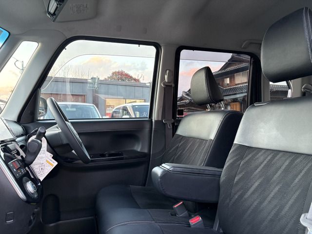 DAIHATSU TANTO CUSTOM 2015 Image 31