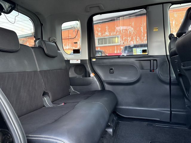 DAIHATSU TANTO CUSTOM 2015 Image 31