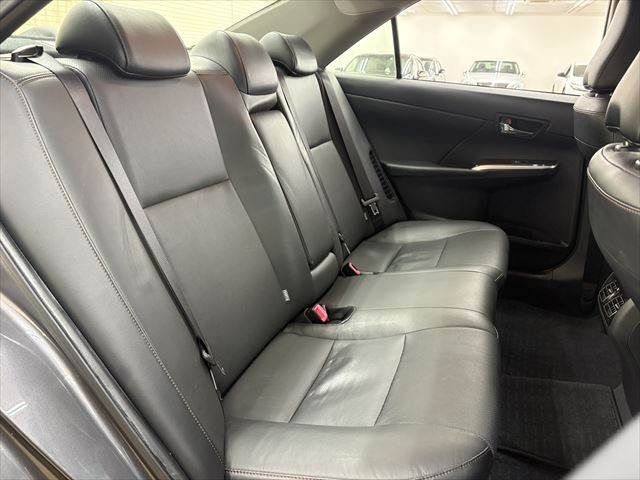 TOYOTA CAMRY HYBRID 2012 Image 31