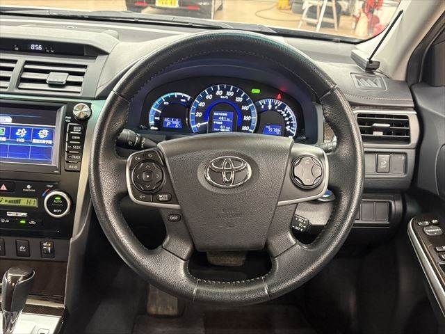 TOYOTA CAMRY HYBRID 2012 Image 31
