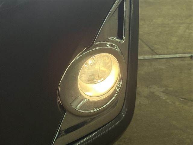 TOYOTA CAMRY HYBRID 2012 Image 31