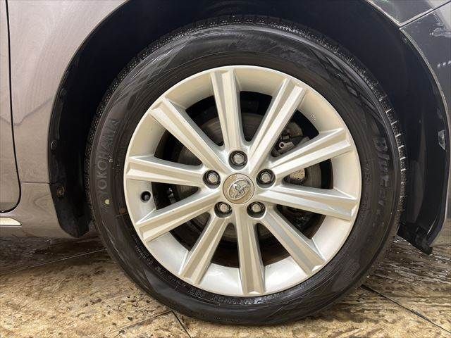 TOYOTA CAMRY HYBRID 2012 Image 31