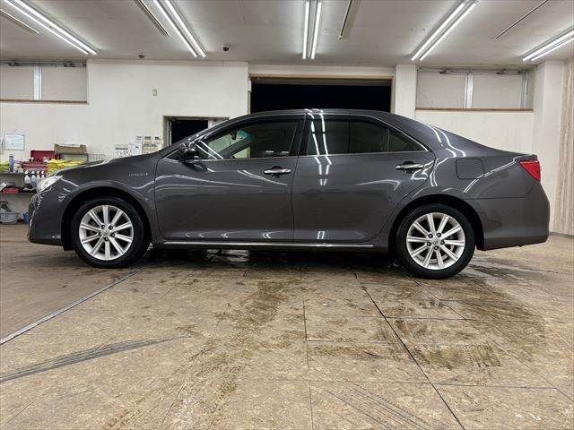 TOYOTA CAMRY HYBRID 2012 Image 31