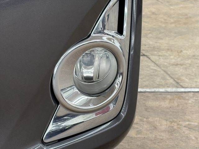 TOYOTA CAMRY HYBRID 2012 Image 31