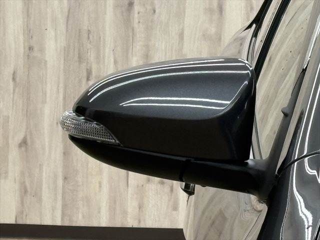 TOYOTA CAMRY HYBRID 2012 Image 31