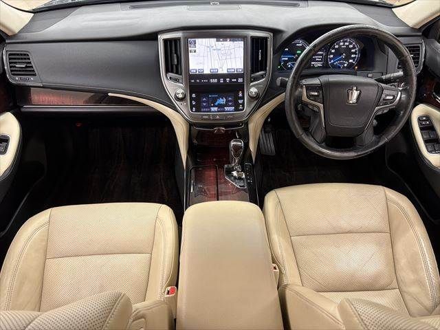 TOYOTA CROWN SEDAN HYBRID 2016 Image 31