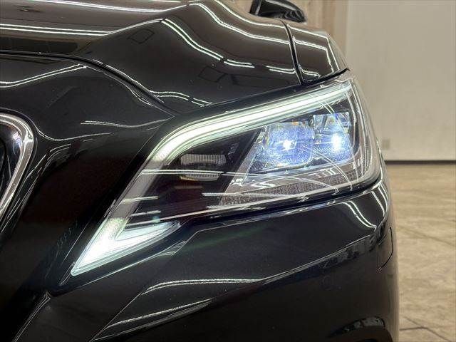 TOYOTA CROWN SEDAN HYBRID 2019 Image 31
