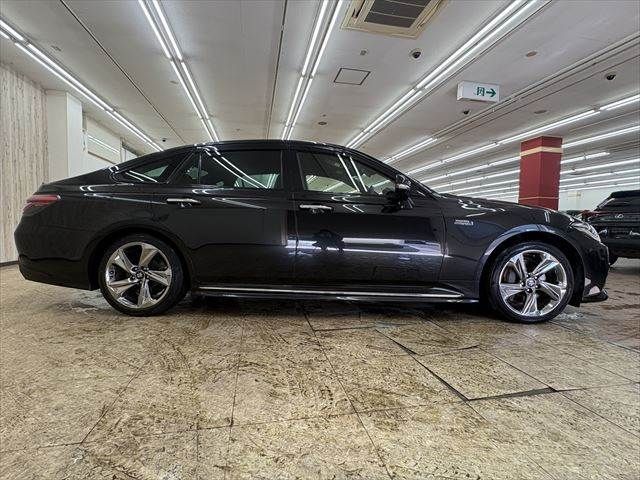 TOYOTA CROWN SEDAN HYBRID 2019 Image 31