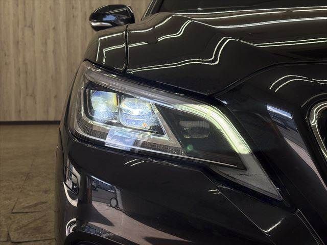 TOYOTA CROWN SEDAN HYBRID 2019 Image 31