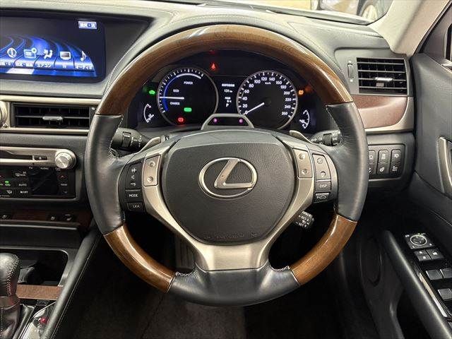 TOYOTA LEXUS GS450H 2013 Image 31