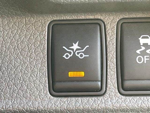 NISSAN NV350 CARAVAN 2017 Image 31