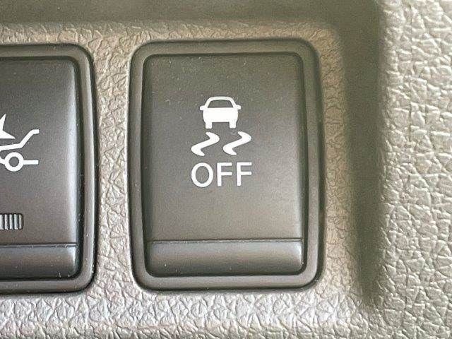 NISSAN NV350 CARAVAN 2017 Image 31