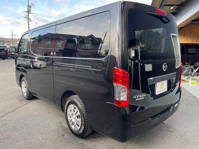 NISSAN NV350 CARAVAN 2017 Image 31