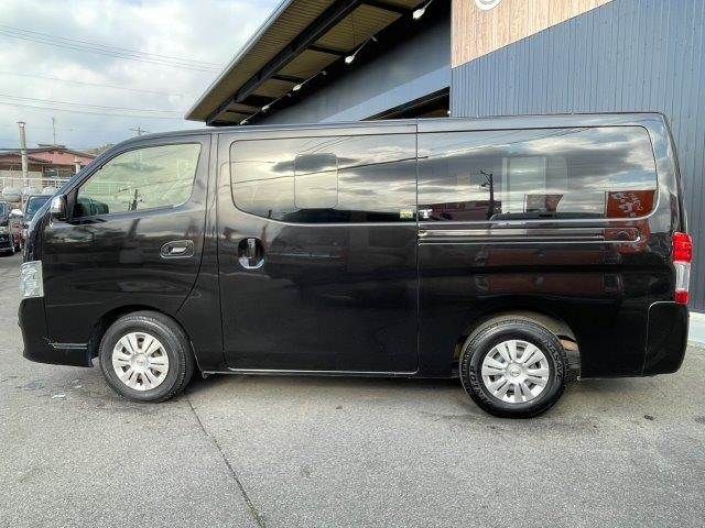 NISSAN NV350 CARAVAN 2017 Image 31