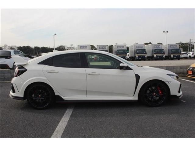 HONDA CIVIC HATCHBACK 2020 Image 31