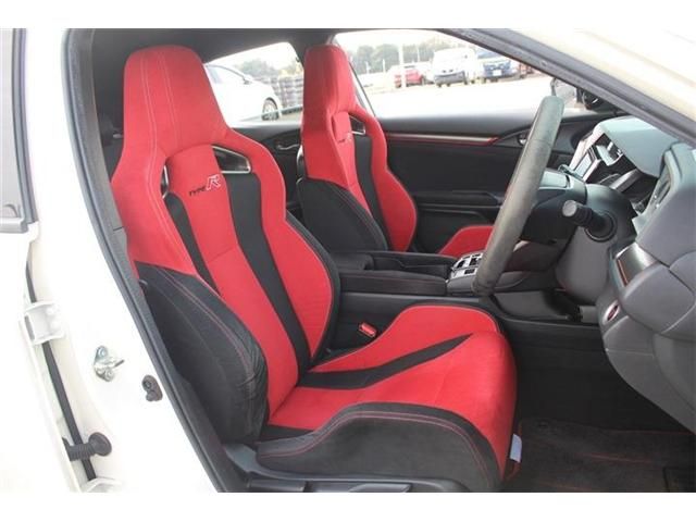 HONDA CIVIC HATCHBACK 2020 Image 31