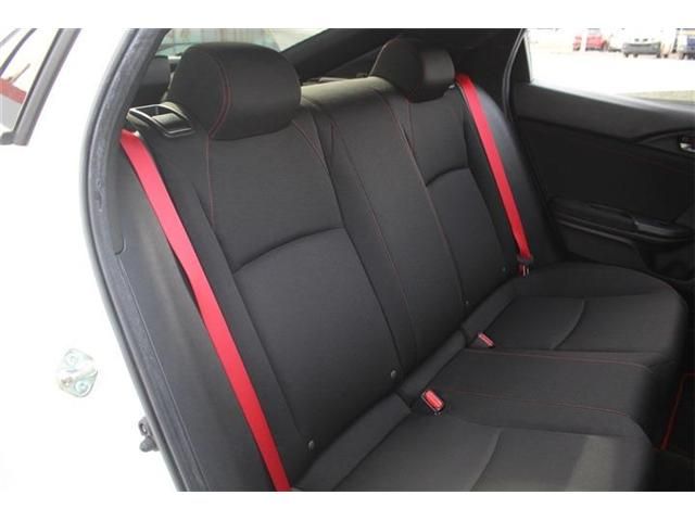 HONDA CIVIC HATCHBACK 2020 Image 31