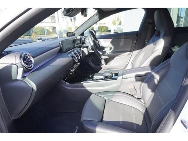 MERCEDES BENZ CLA SH 2021 Image 31