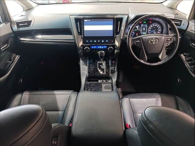 TOYOTA ALPHARD HYBRID 4WD 2018 Image 31