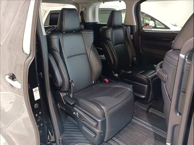 TOYOTA ALPHARD HYBRID 4WD 2018 Image 31