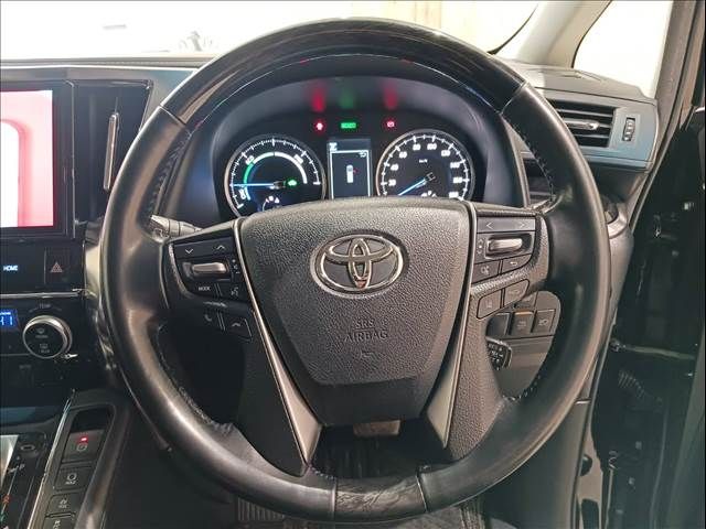 TOYOTA ALPHARD HYBRID 4WD 2018 Image 31