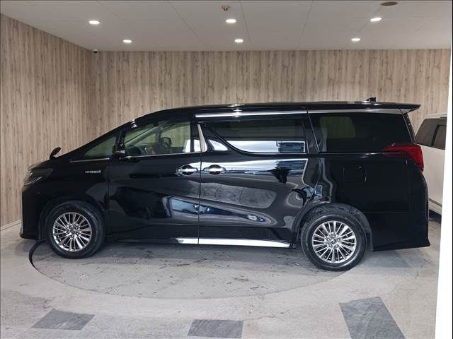 TOYOTA ALPHARD HYBRID 4WD 2018 Image 31