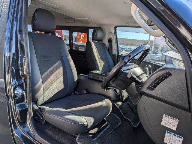 TOYOTA REGIUSACE VAN 2WD 2018 Image 31