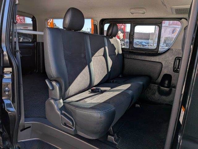 TOYOTA REGIUSACE VAN 2WD 2018 Image 31