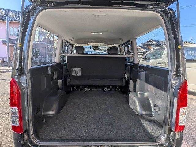 TOYOTA REGIUSACE VAN 2WD 2018 Image 31