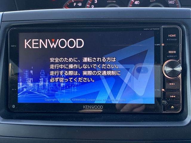 TOYOTA VOXY 2013 Image 31