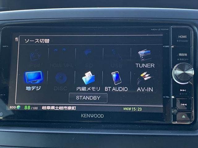 TOYOTA VOXY 2013 Image 31