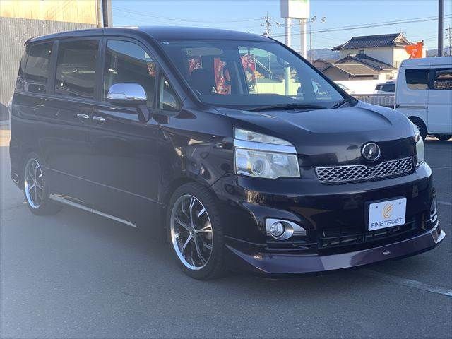 TOYOTA VOXY 2013 Image 31