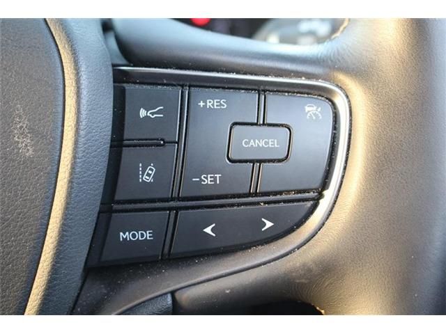 TOYOTA LEXUS UX250H AWD 2019 Image 31